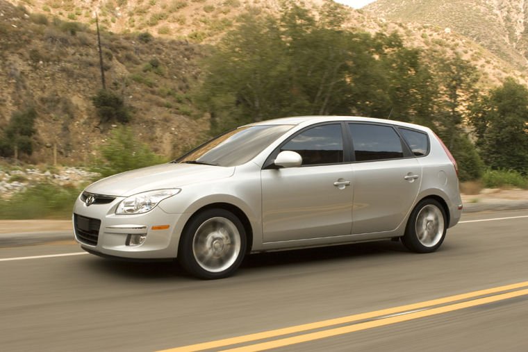 2009 Hyundai Elantra Touring Picture