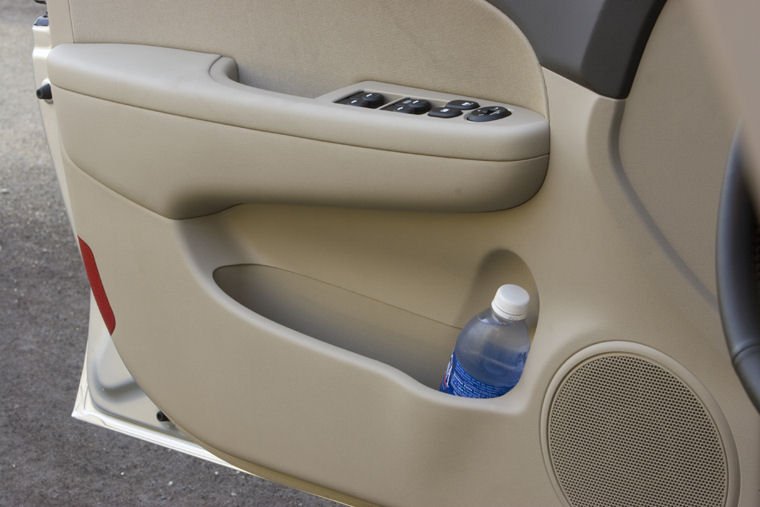 2009 Hyundai Elantra Touring Door Panel Picture