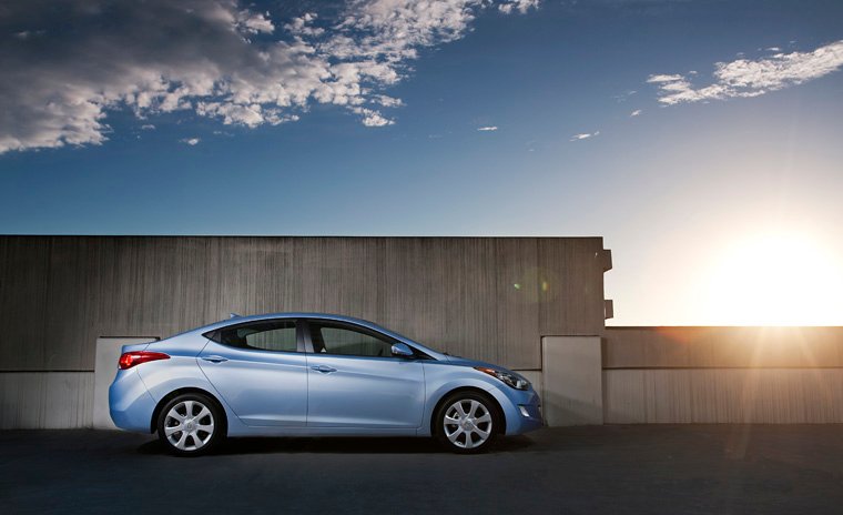 2011 Hyundai Elantra Picture
