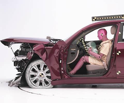 2009 Hyundai Genesis IIHS Frontal Impact Crash Test Picture