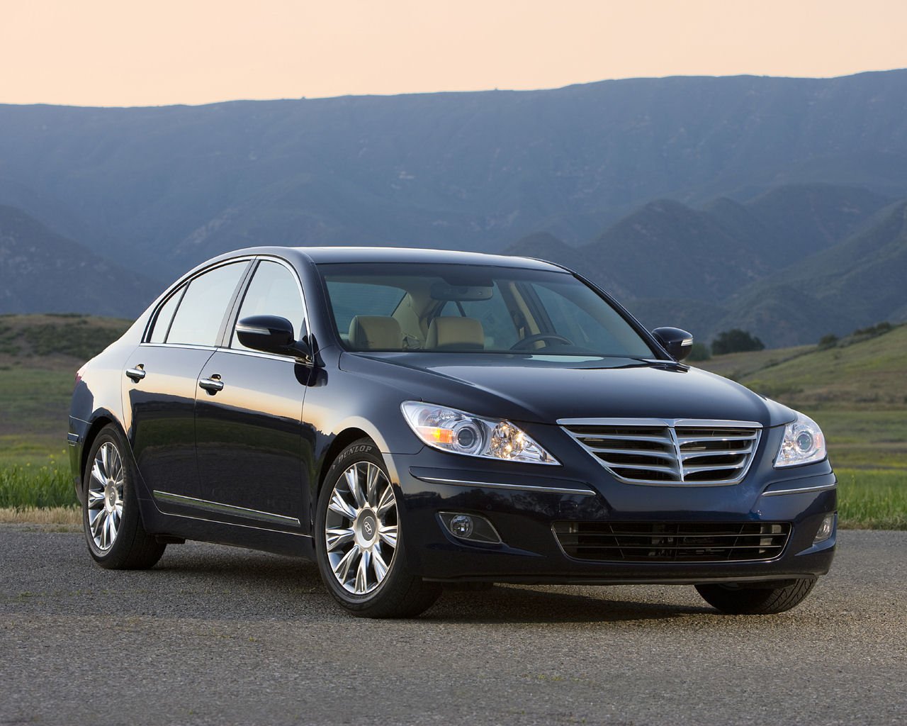 Hyundai Genesis Desktop Wallpaper