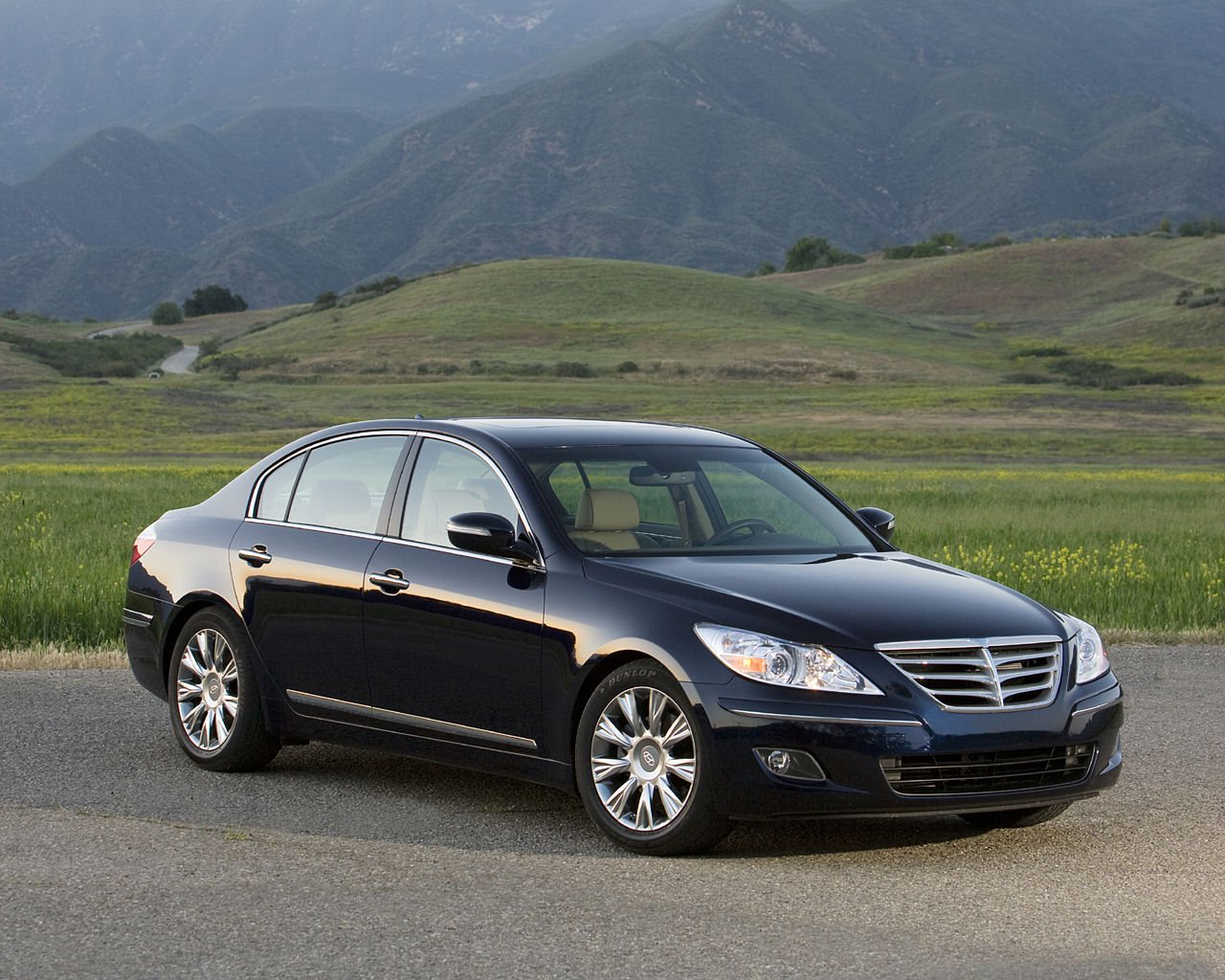 Hyundai Genesis Desktop Wallpaper
