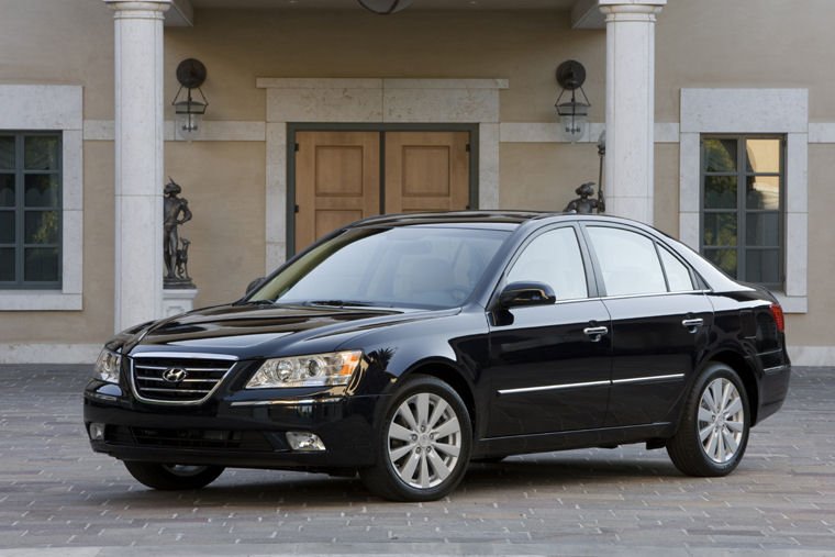 2010 Hyundai Sonata Picture