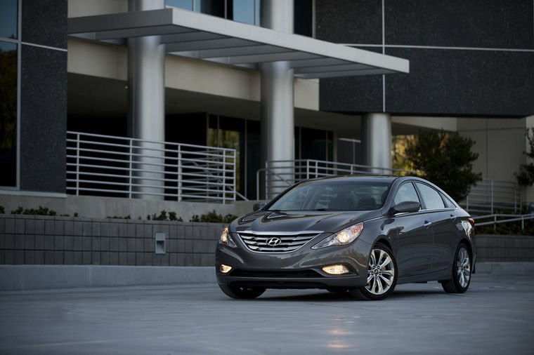 2011 Hyundai Sonata Picture