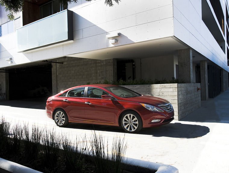 2011 Hyundai Sonata Picture