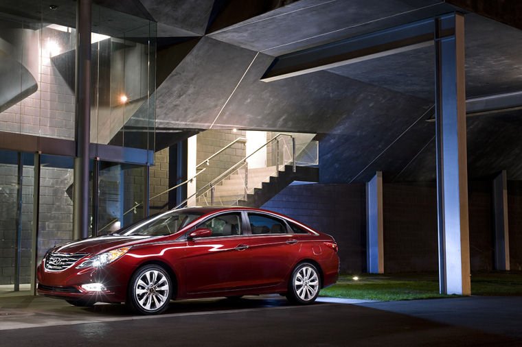 2011 Hyundai Sonata Picture
