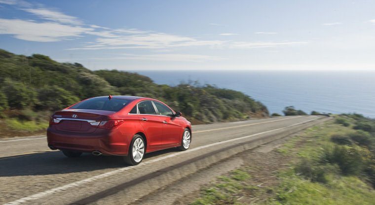 2011 Hyundai Sonata Picture