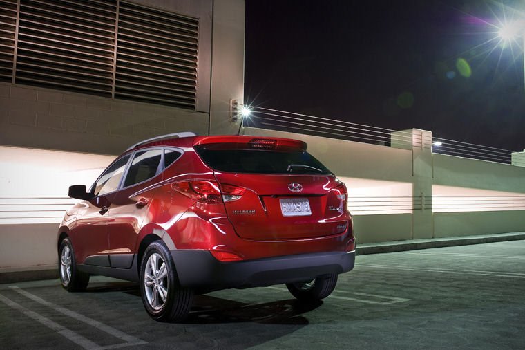 2010 Hyundai Tucson AWD Picture