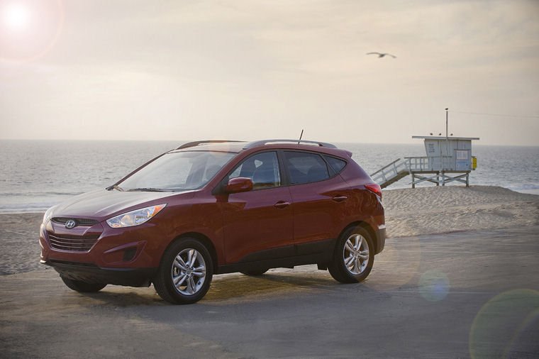 2010 Hyundai Tucson AWD Picture