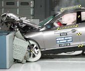 2009 Infiniti EX35 IIHS Frontal Impact Crash Test Picture