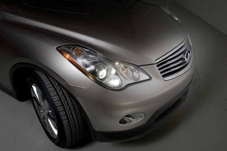 2011 Infiniti EX35 Headlight Picture