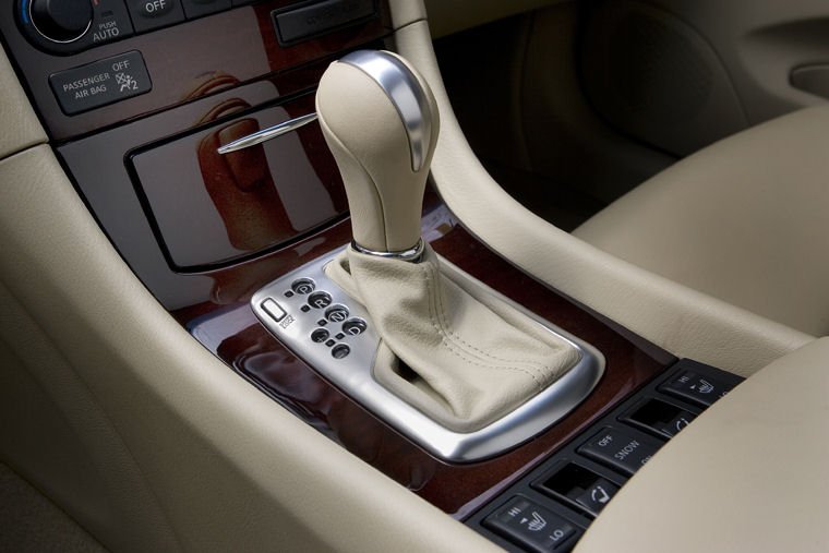 2011 Infiniti EX35 Gear Lever Picture