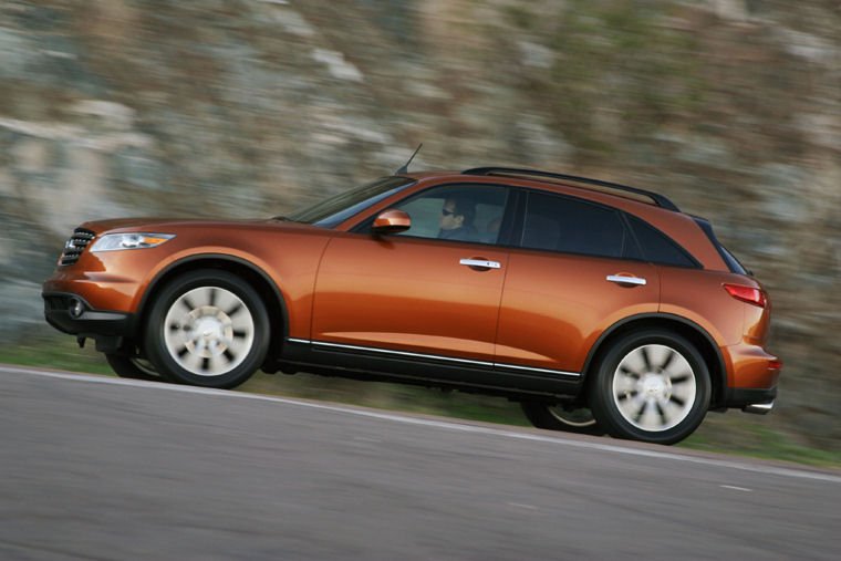 2004 Infiniti FX45 Picture