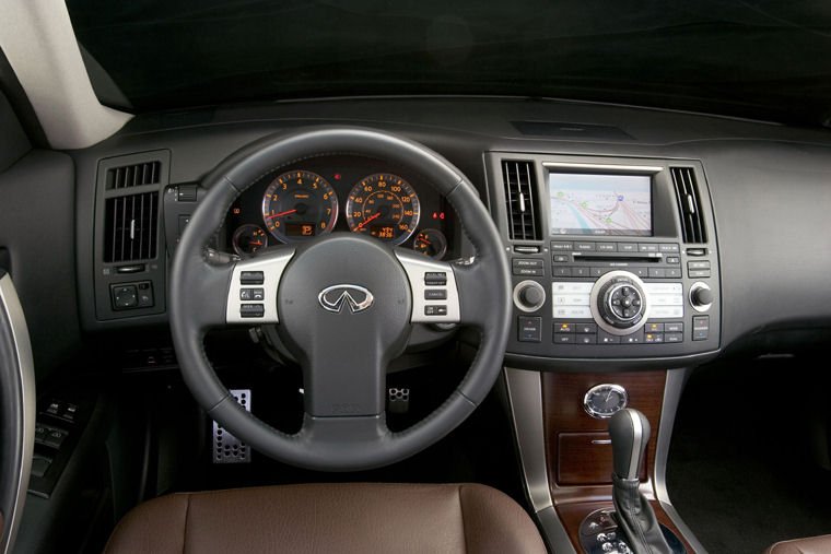2007 Infiniti FX Cockpit Picture