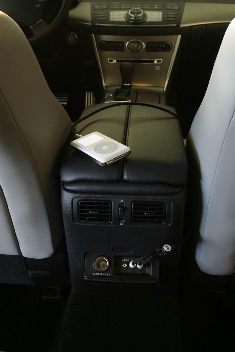 2006 Infiniti M35 Interior Picture