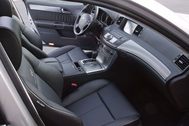 2007 Infiniti M35 Front Seats Picture
