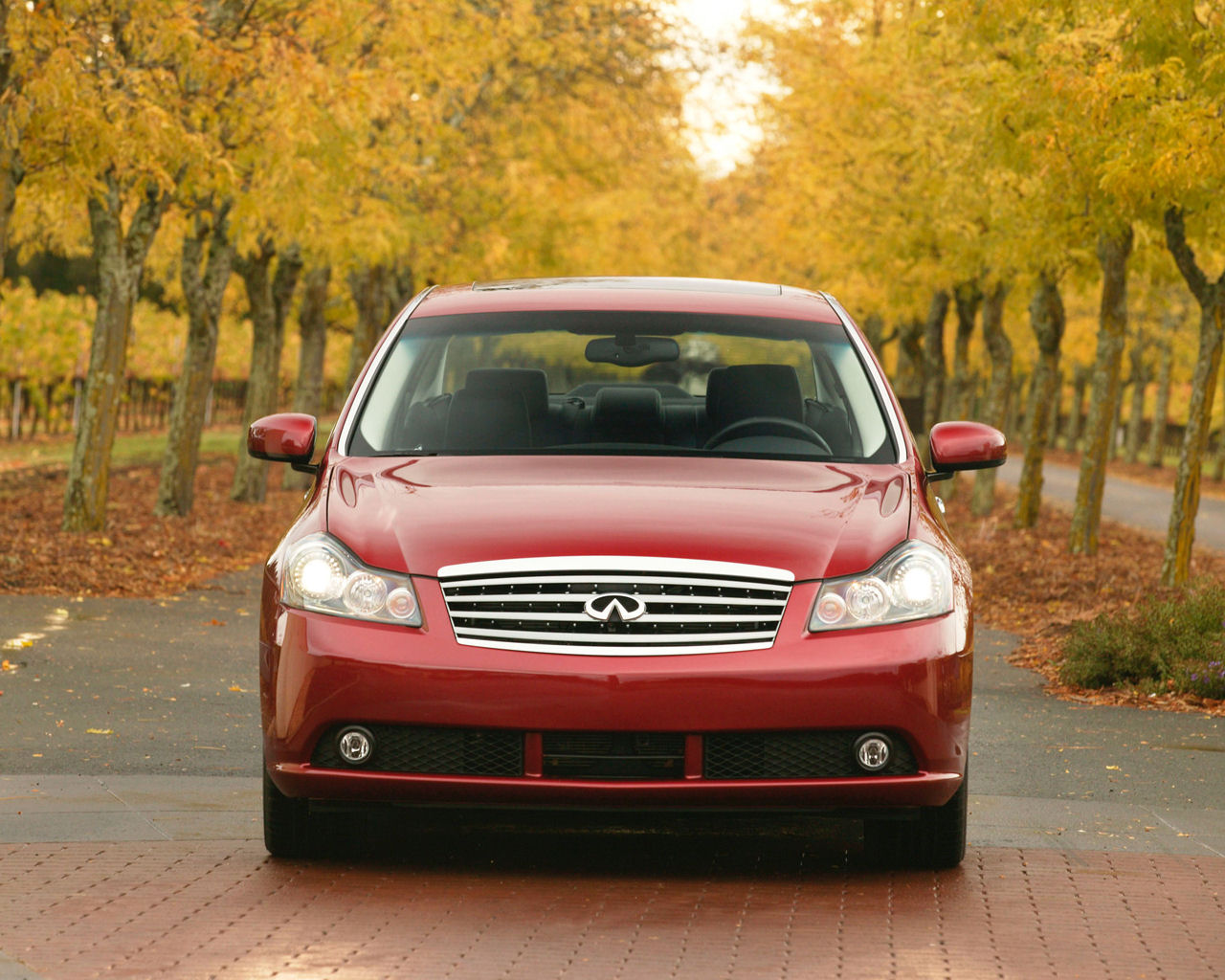 Infiniti M Desktop Wallpaper