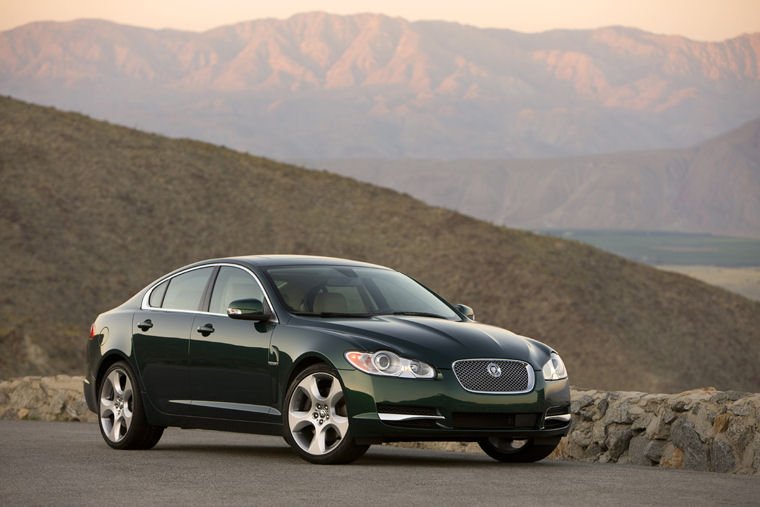 2009 Jaguar XF Picture