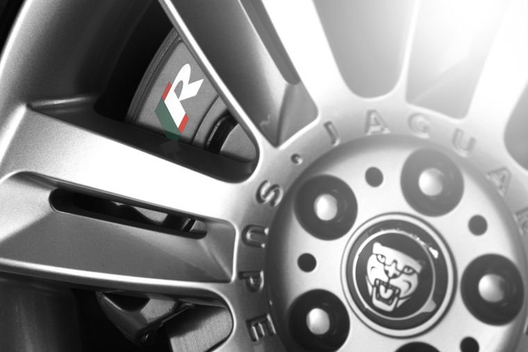 2010 Jaguar XFR Rim Picture