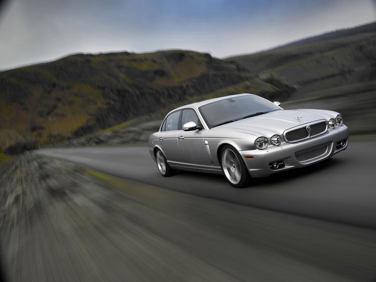 2008 Jaguar XJ8 Picture