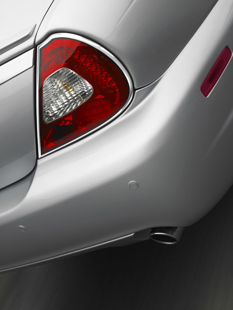 2008 Jaguar XJ8 Tail Light Picture