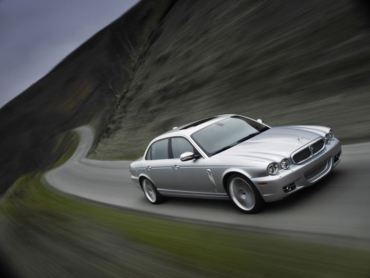 2009 Jaguar XJ8 Picture
