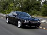 Jaguar XJ Wallpaper