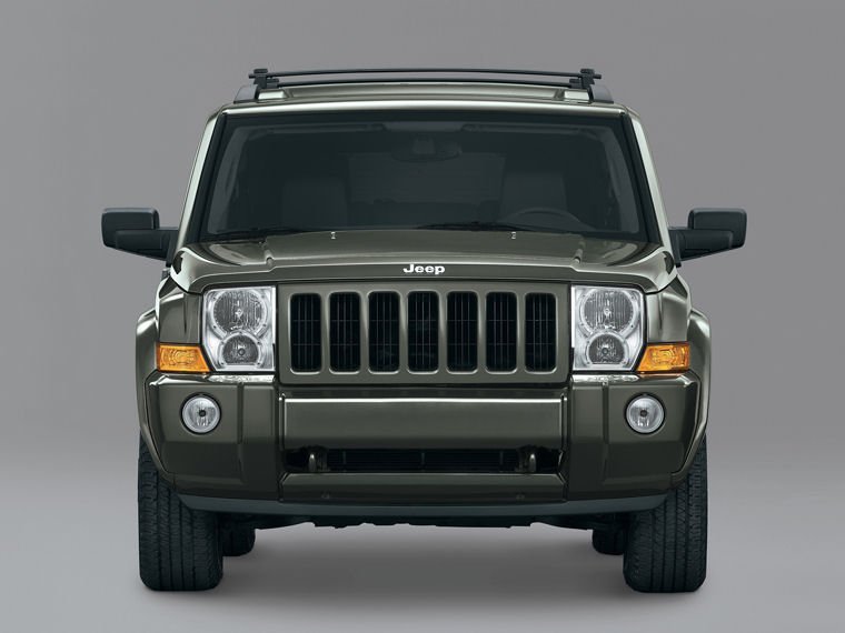 2010 Jeep Commander 4WD Picture