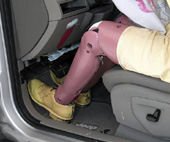 2009 Jeep Grand Cherokee IIHS Frontal Impact Crash Test Picture 2009 Jeep Grand Cherokee IIHS Frontal Impact Crash Test Picture