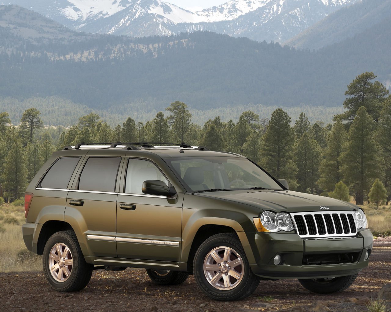 Jeep Grand Cherokee Desktop Wallpaper