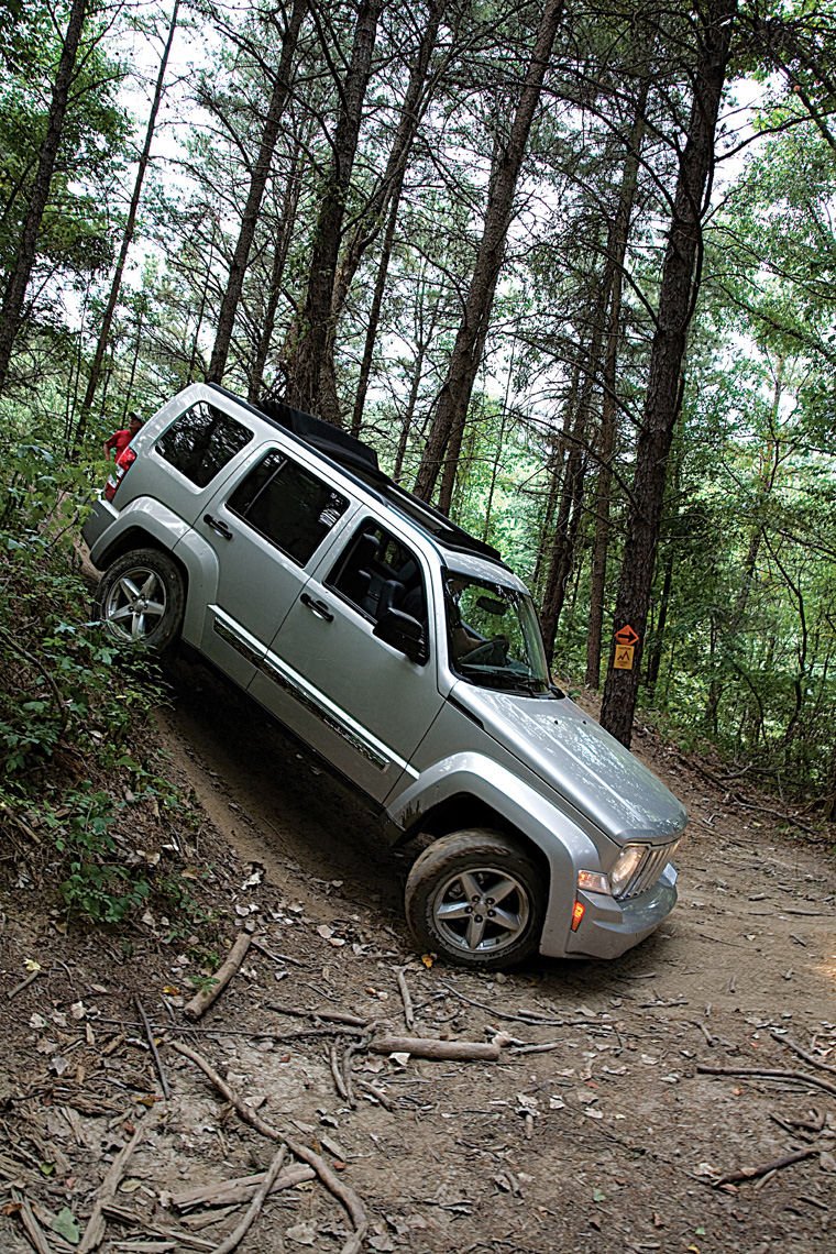2010 Jeep Liberty Limited 4WD Picture