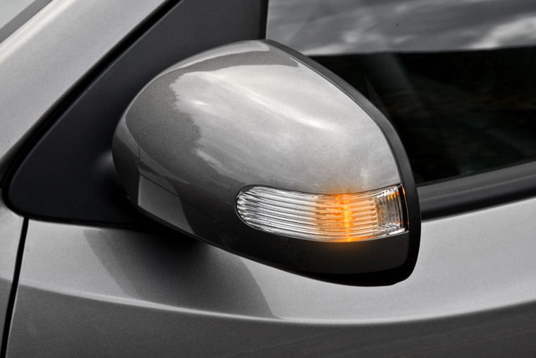 2010 Kia Forte SX Door Mirror Picture