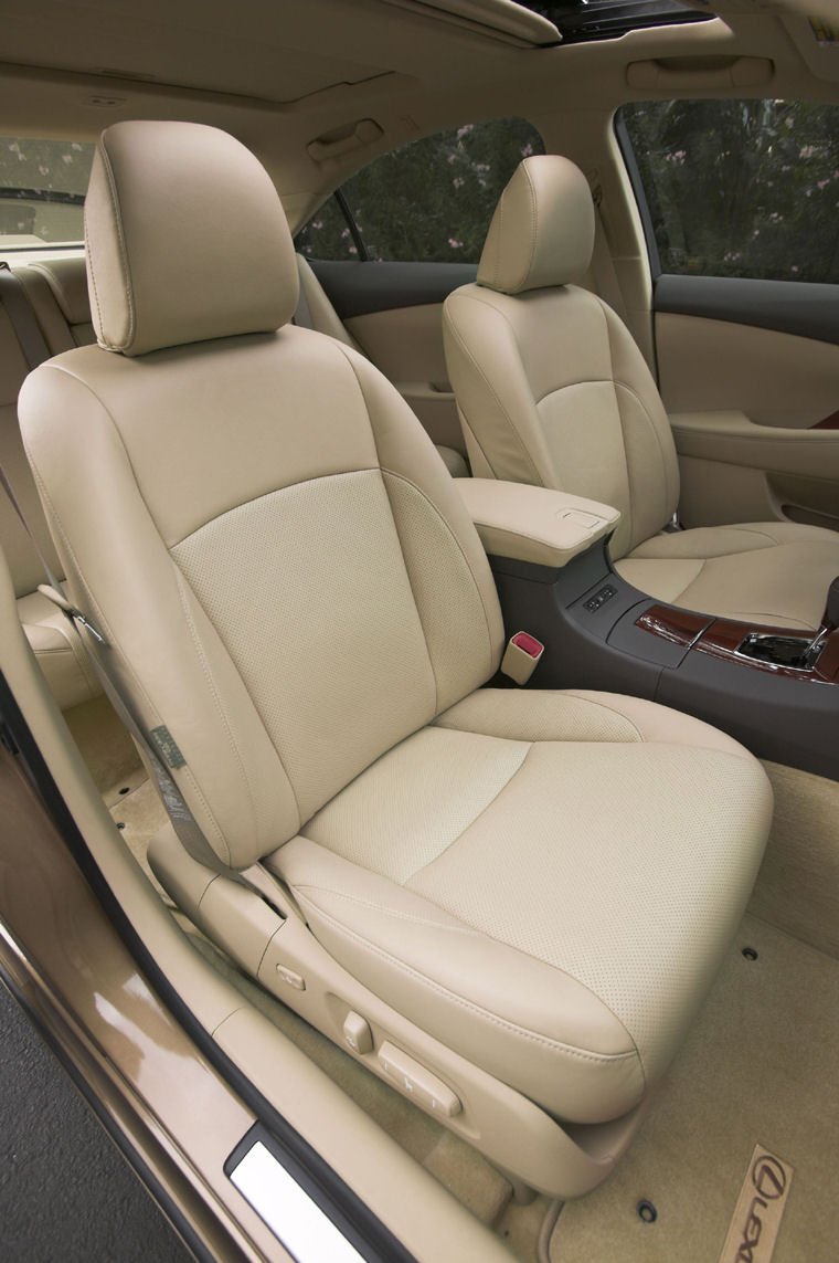 2008 Lexus ES350 Front Seats Picture