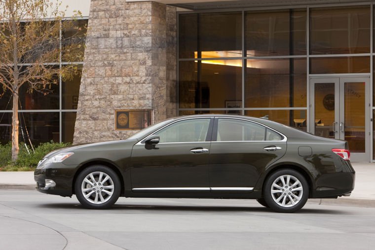 2011 Lexus ES 350 Picture