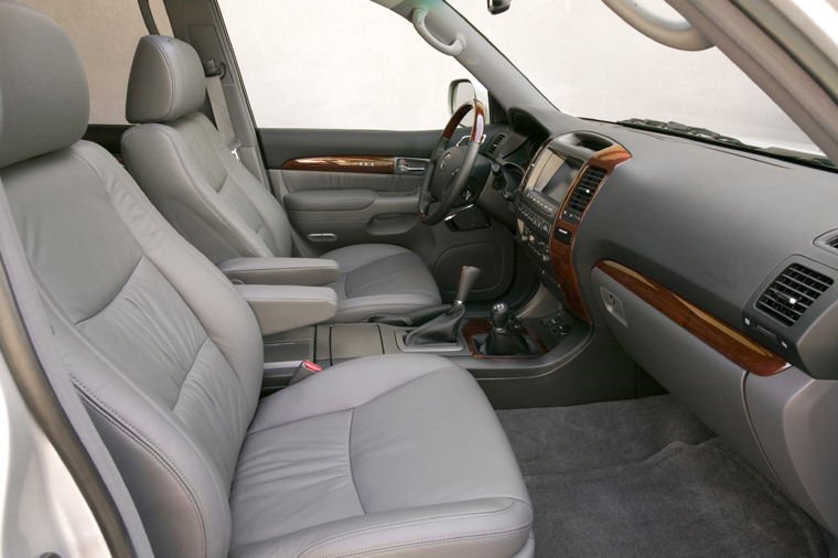 2008 Lexus GX 470 Front Seats Picture
