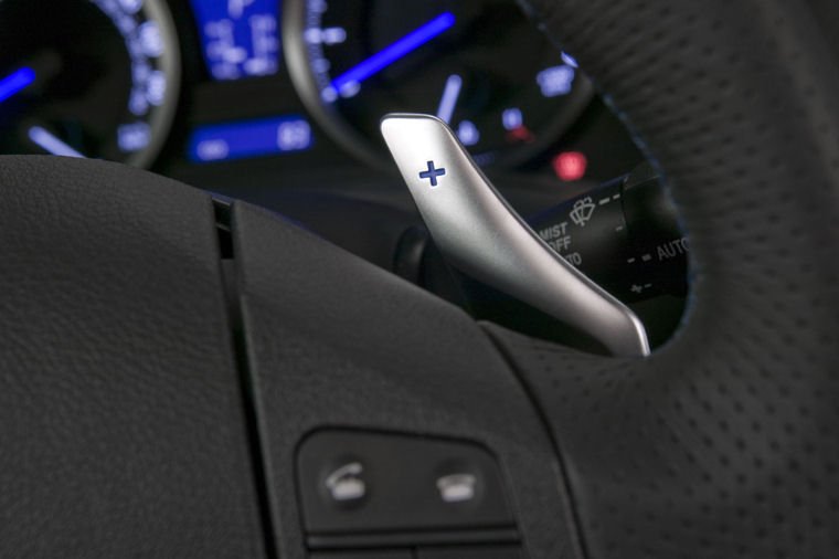 2008 Lexus IS-F Shift-Paddle Picture