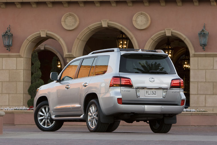 2009 Lexus LX 570 Picture