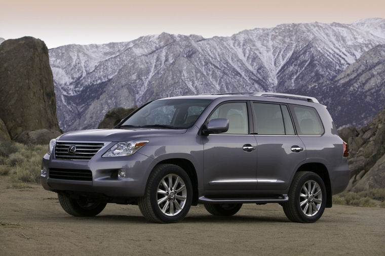 2010 Lexus LX 570 Picture