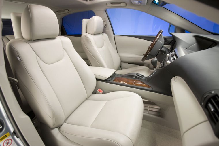 2010 Lexus RX 350 Front Seats Picture