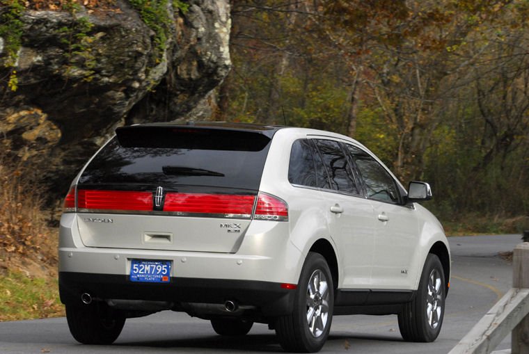 2010 Lincoln MKX Picture