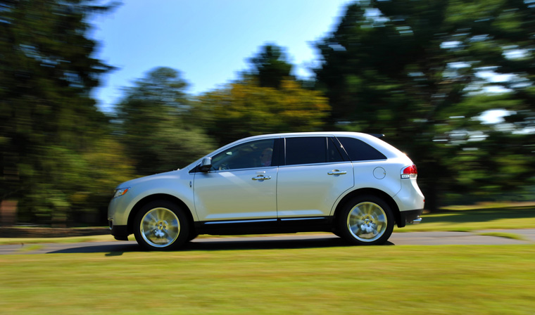 2011 Lincoln MKX Picture