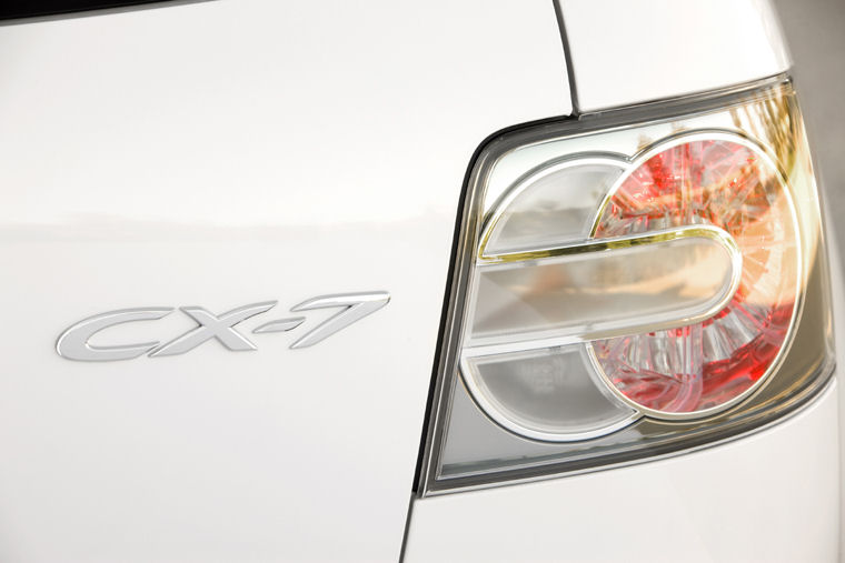 2009 Mazda CX7 Tail Light Picture