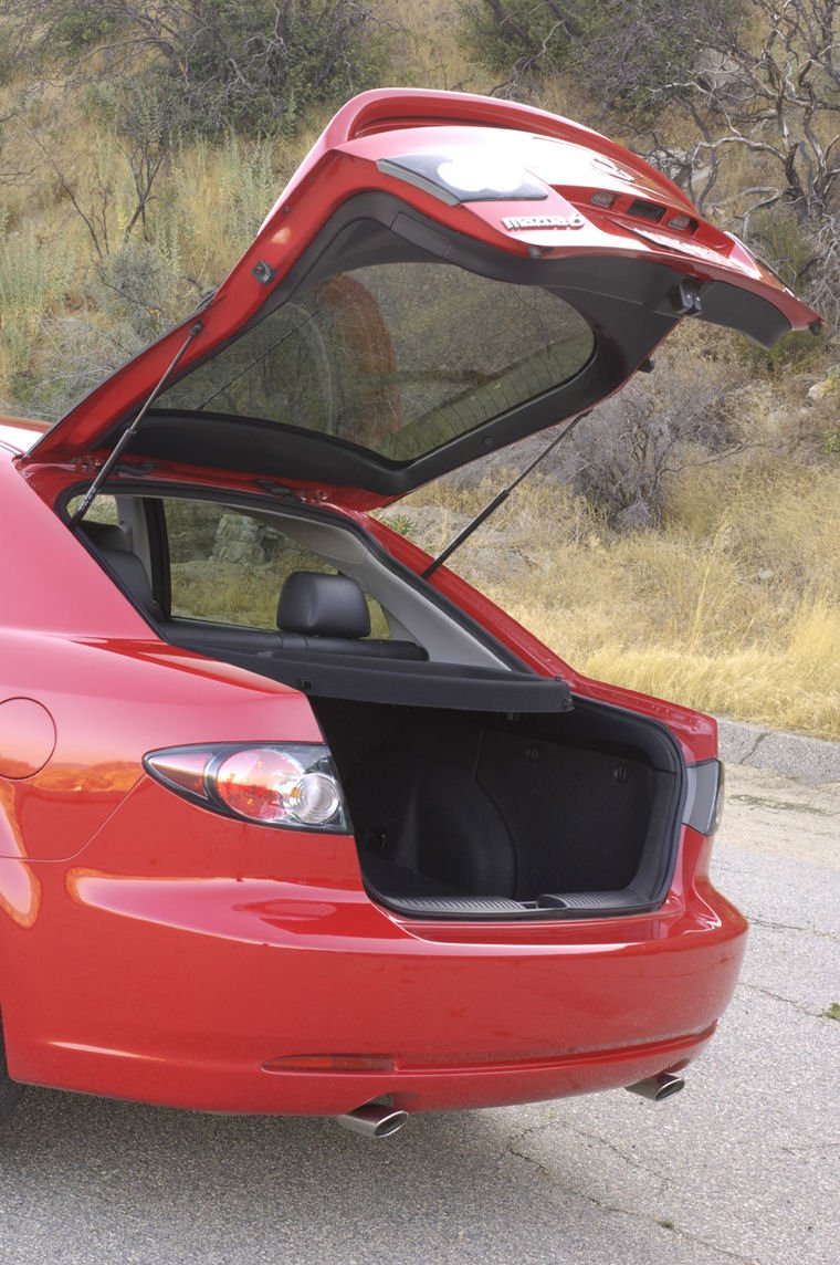 2008 Mazda 6s Hatchback Trunk Picture
