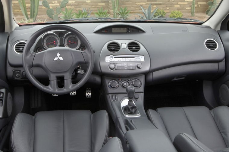 2006 Mitsubishi Eclipse GS Cockpit Picture