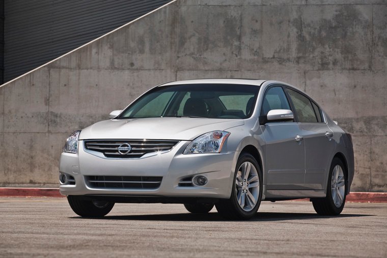 2011 Nissan Altima 3.5 SR Picture
