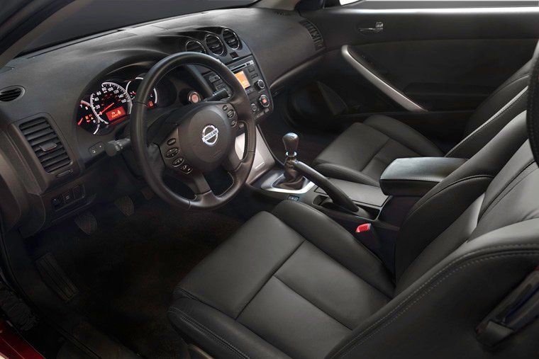 2011 Nissan Altima Coupe 3.5 SR Interior Picture