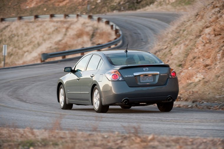 2011 Nissan Altima Hybrid Picture