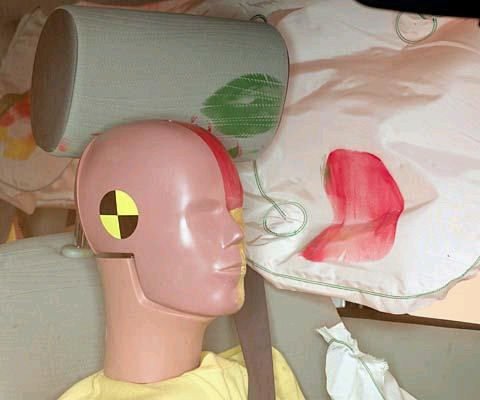 2011 Nissan Cube IIHS Side Impact Crash Test Picture