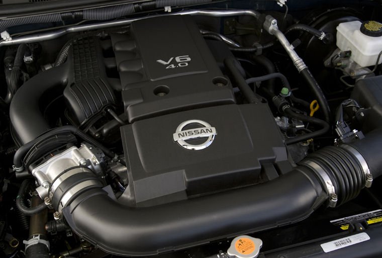 2009 Nissan Frontier King Cab PRO-4X 4.0L V6 Engine Picture