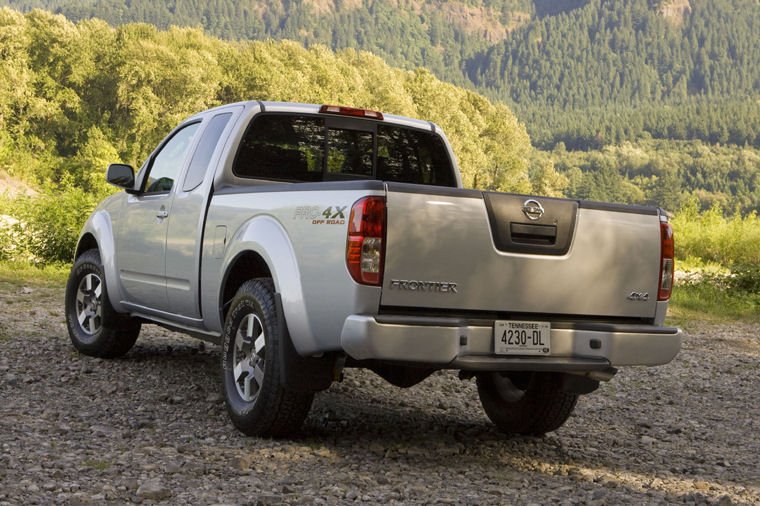 2010 Nissan Frontier King Cab PRO-4X Picture